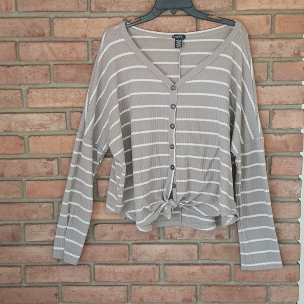 Rue 21 long sleeve tunic size large